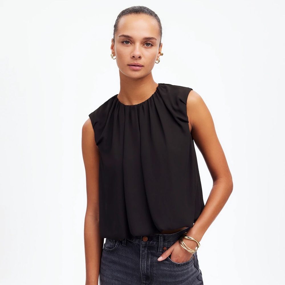 NWT Madewell Sleeveless Bubble Top in Chiffon in black